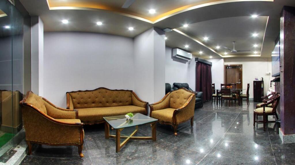 Гувахати: Bharalu Residency