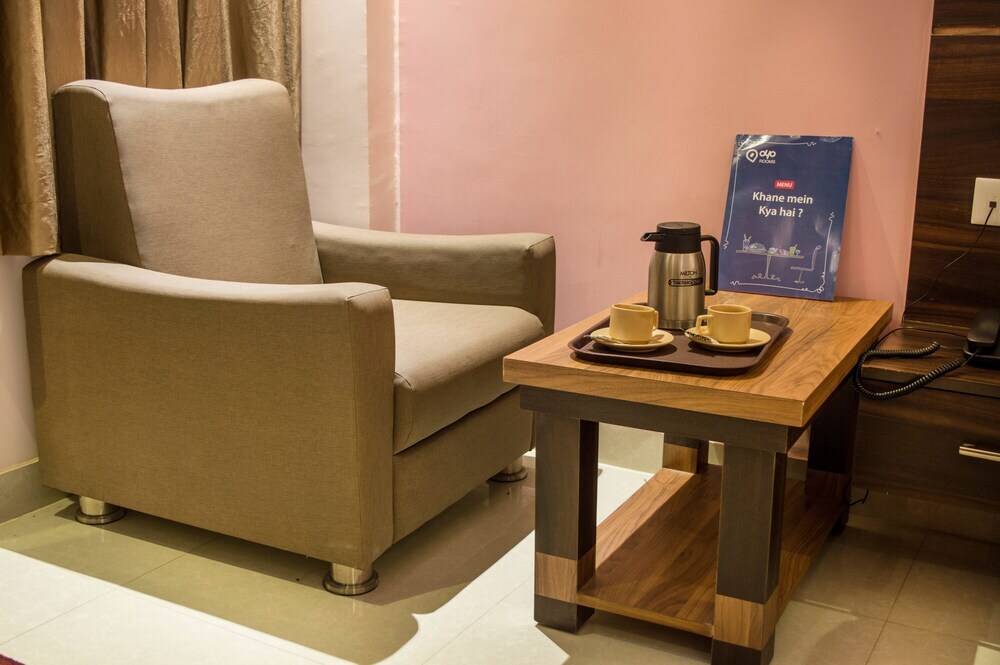 Бхопал: OYO Rooms Sargam Cinemas