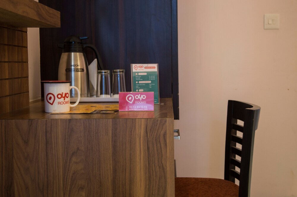 Бхопал: OYO Rooms Sargam Cinemas