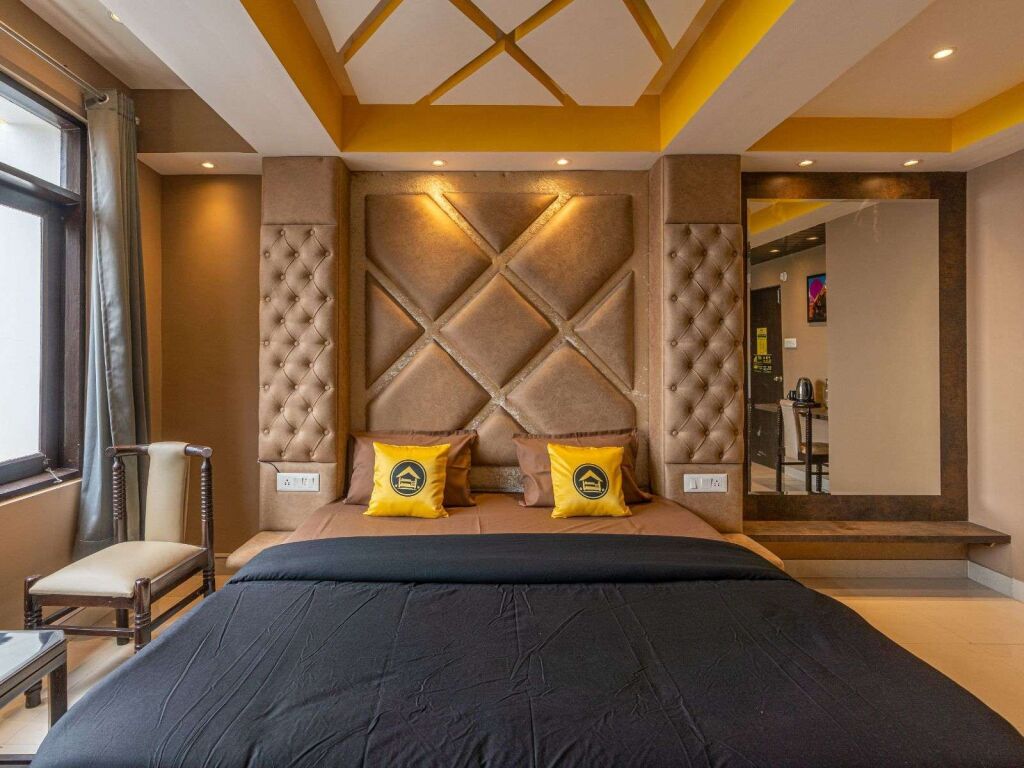 Шимла: The Hosteller Shimla