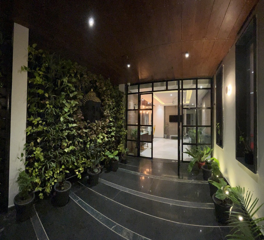 Бхопал: Hotel Lunar Stays