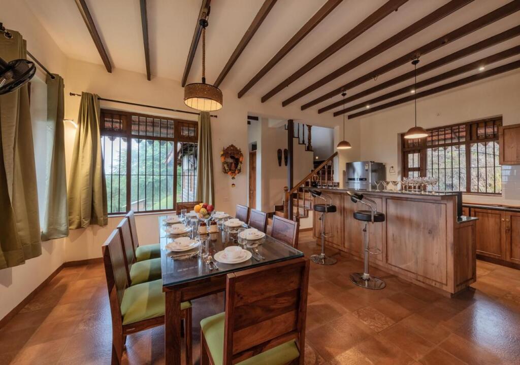 Камбаре Будрук: SaffronStays Niramay
