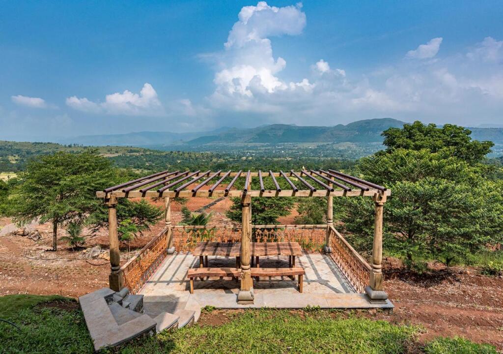 Камбаре Будрук: SaffronStays Niramay