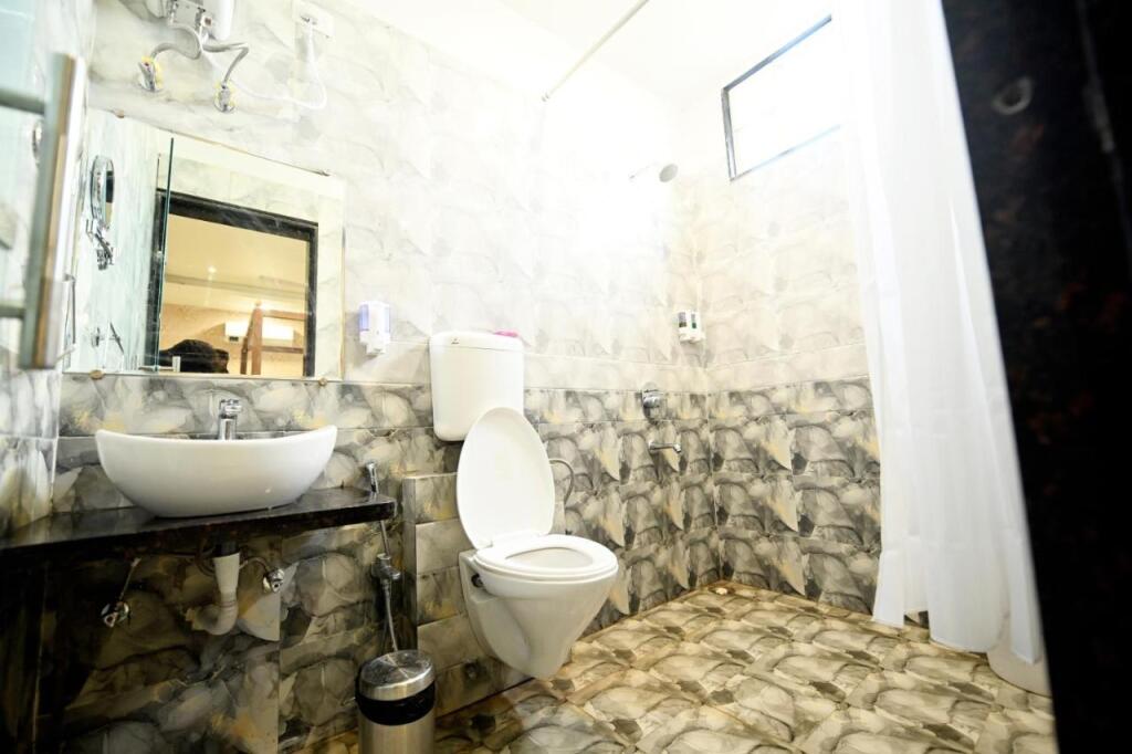 Бхопал: TGI Insignia Resort and Villas