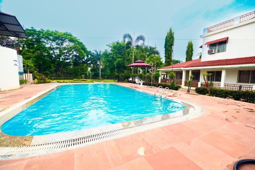 Бхопал: TGI Insignia Resort and Villas