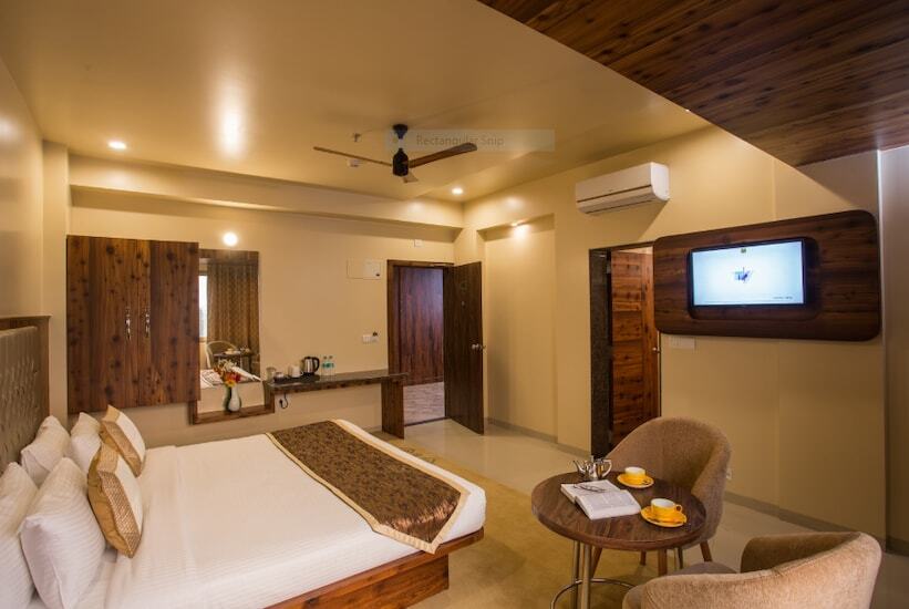 Ширди: Hotel Bhagyalaxmi NX