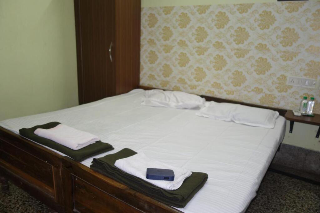 Брамапур: Hotel HCB (Hemo Chandra Bhawan)