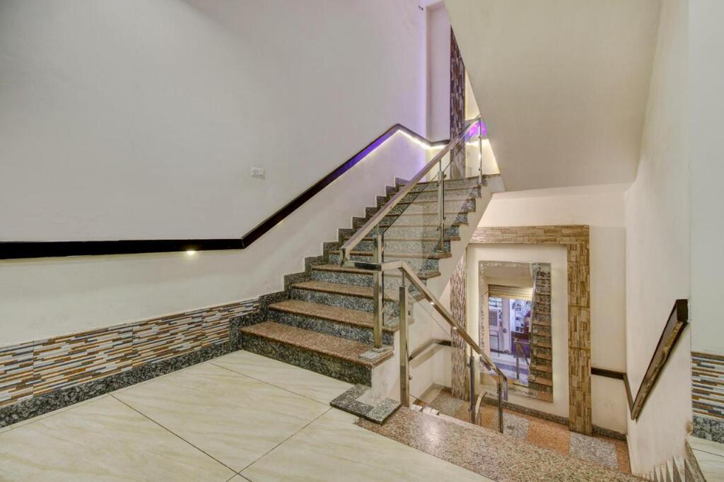 Бхопал: Fabhotel Csfc