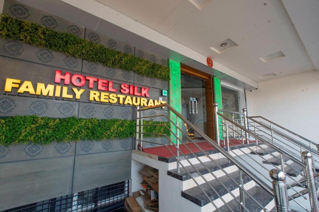 Бхопал: Hotel Silk