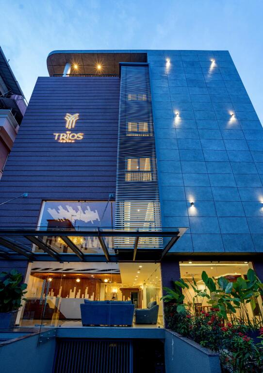Коччи: The Trios Hotel