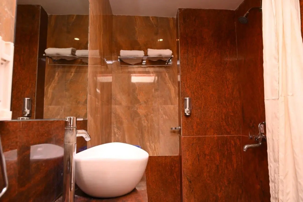 Солапур: Hotel Center Point