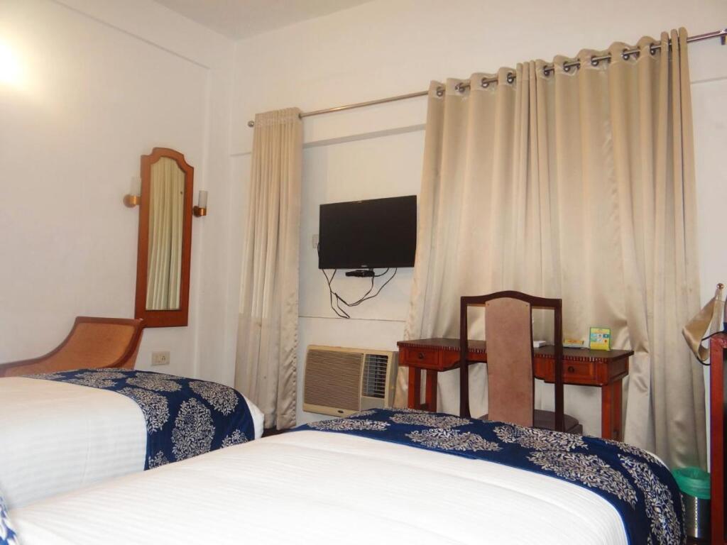 Вайпин: Gopika Regency