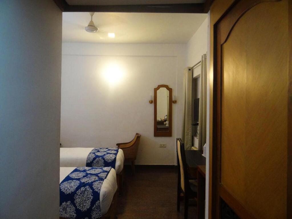 Вайпин: Gopika Regency