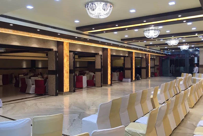 Канпур: Hotel Narula