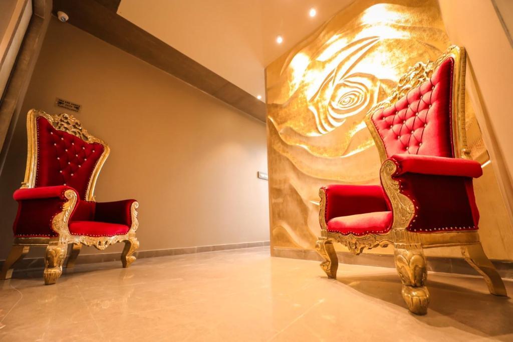 Канпур: Hotel Mvr Grand