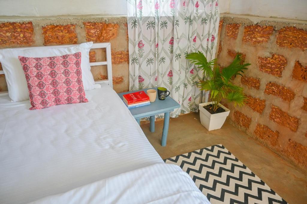 Карвар: The Acanti Gokarna