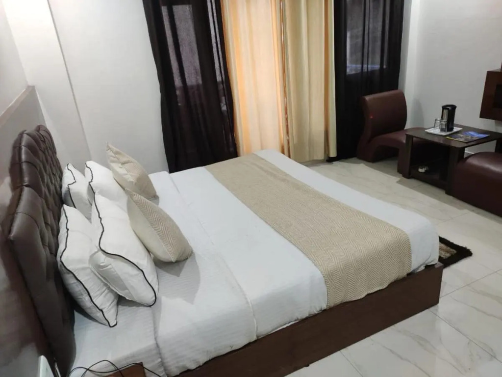 Касоль: Hotel vansh