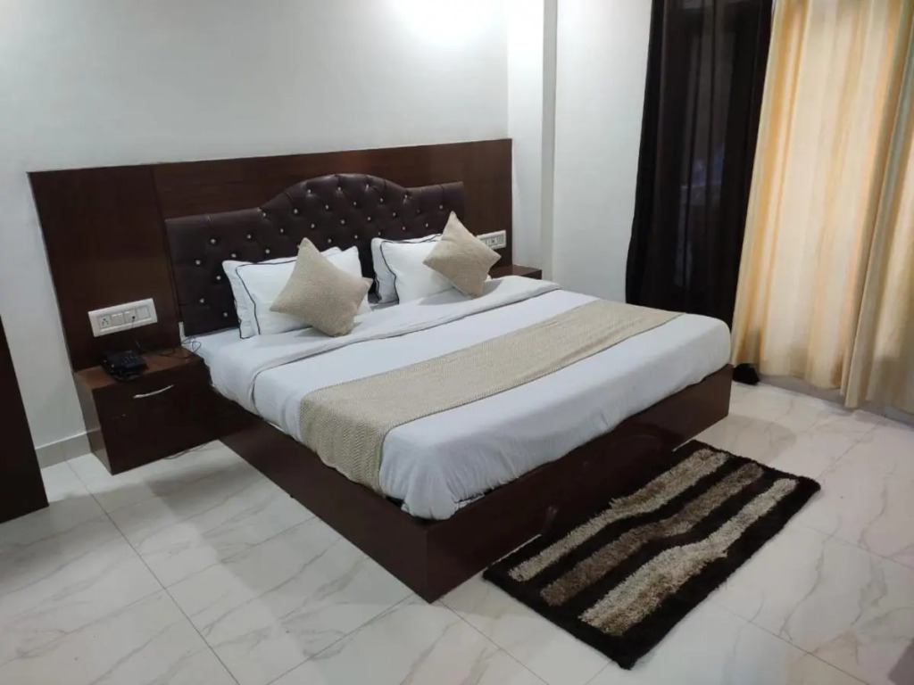 Касоль: Hotel vansh