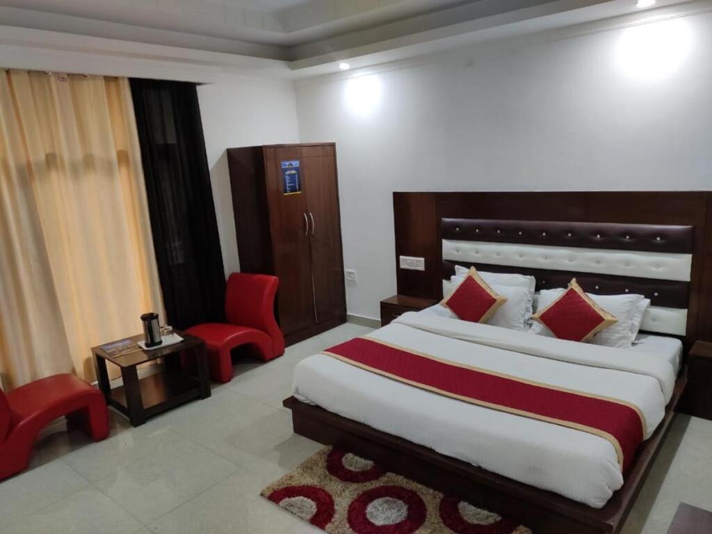 Касоль: Hotel vansh