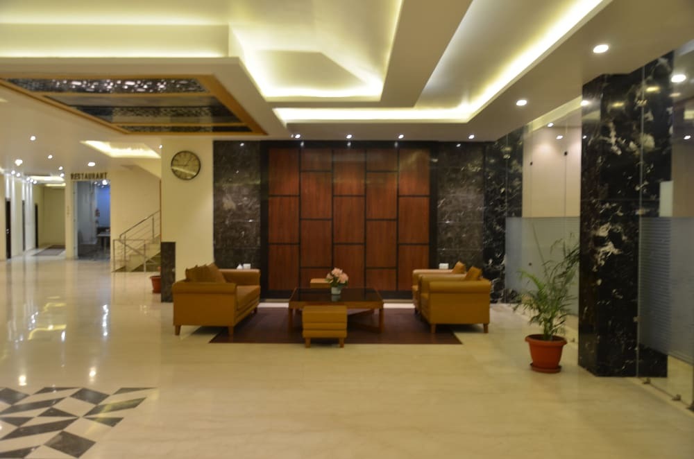 Катра: Tulip Tree Hotel