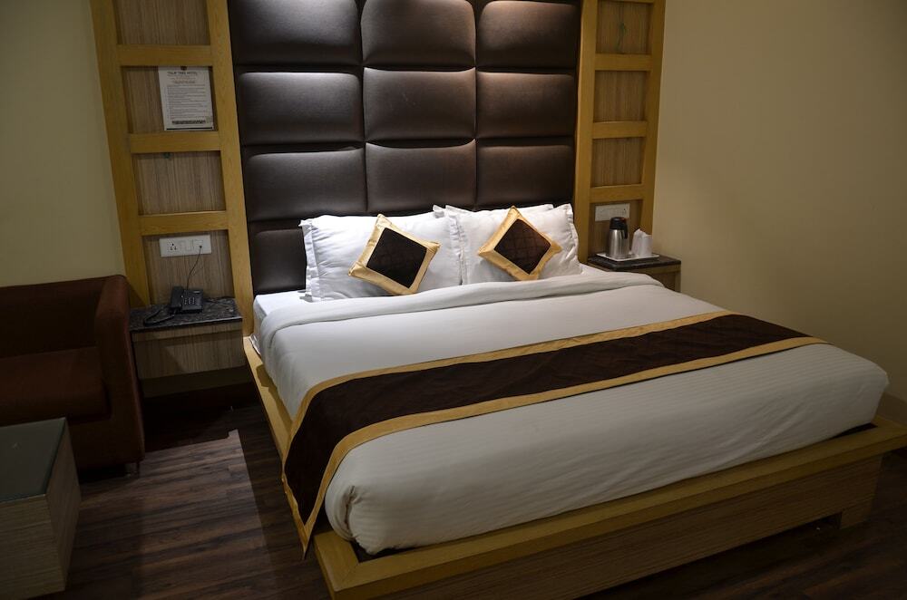 Катра: Tulip Tree Hotel