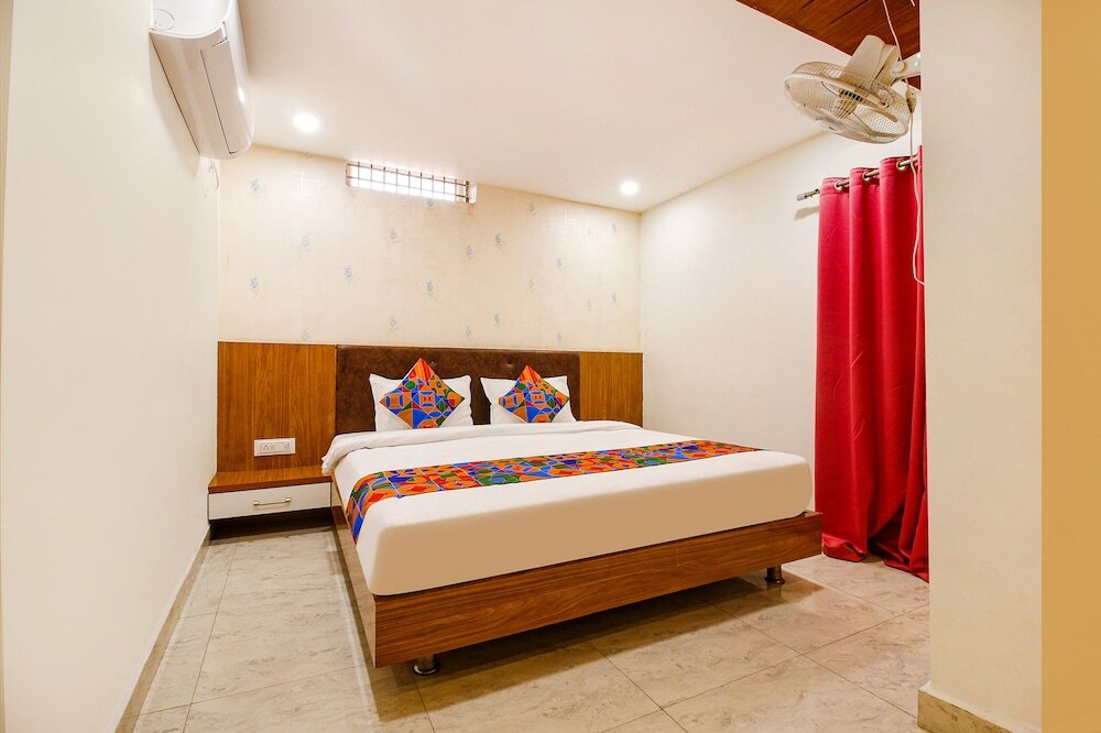 Бхопал: Fabhotel Silkroute Palaace