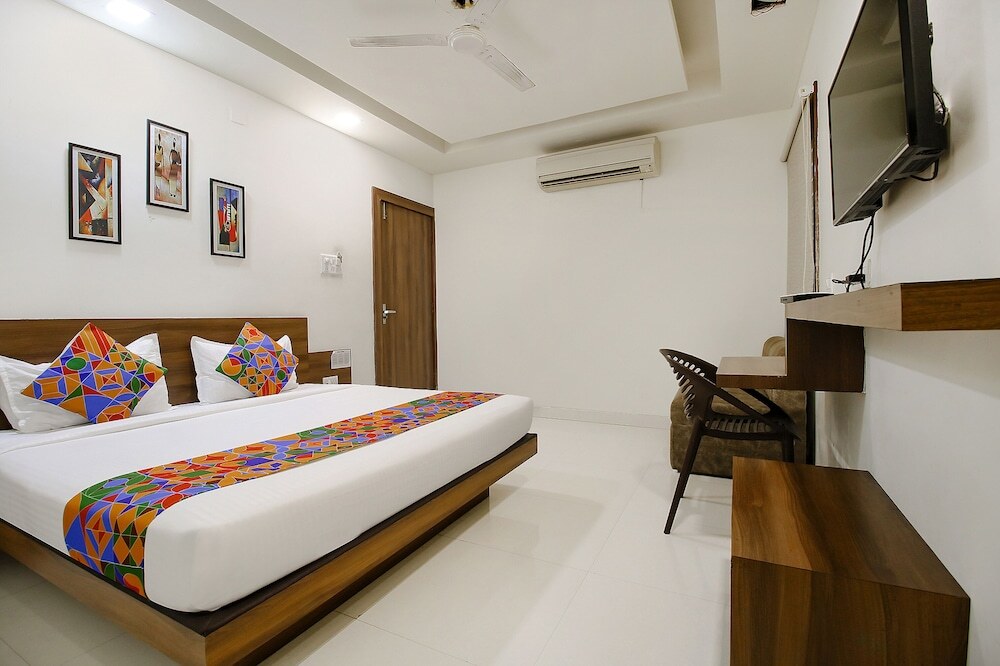 Бхопал: FabHotel Comfortable Stay