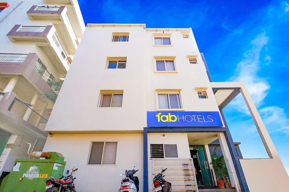 Бхопал: FabHotel Comfortable Stay