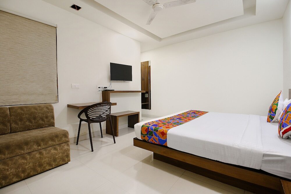 Бхопал: FabHotel Comfortable Stay