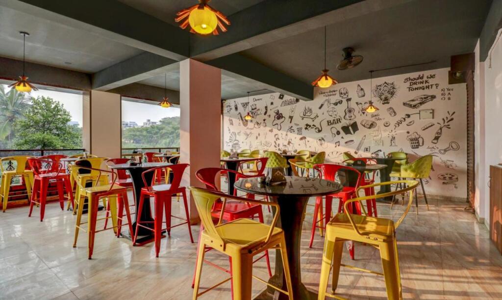 Бангалор: Treebo Three Street Inn