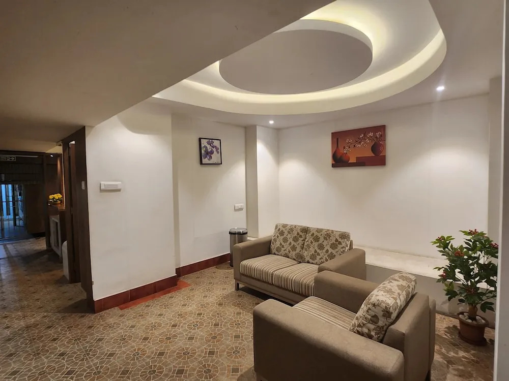 Бангалор: White Castle  (Boutique Apartment Hotel)