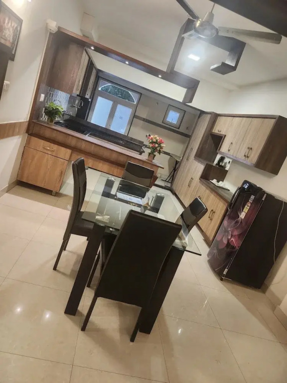Бангалор: White Castle  (Boutique Apartment Hotel)