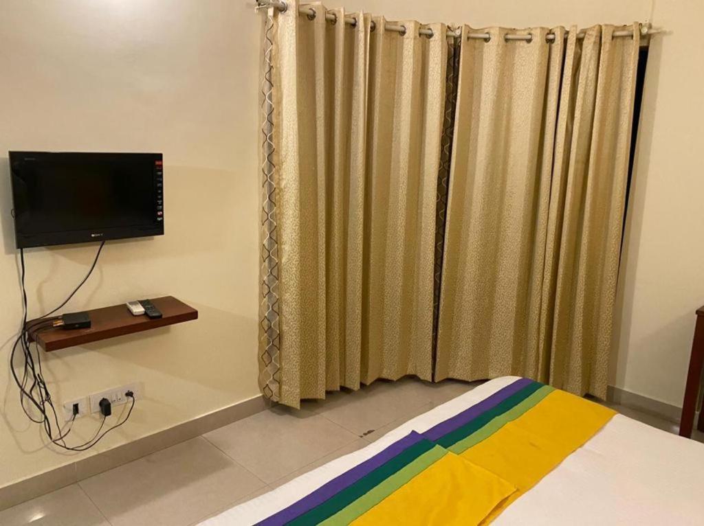 Бангалор: Regal Business Suites