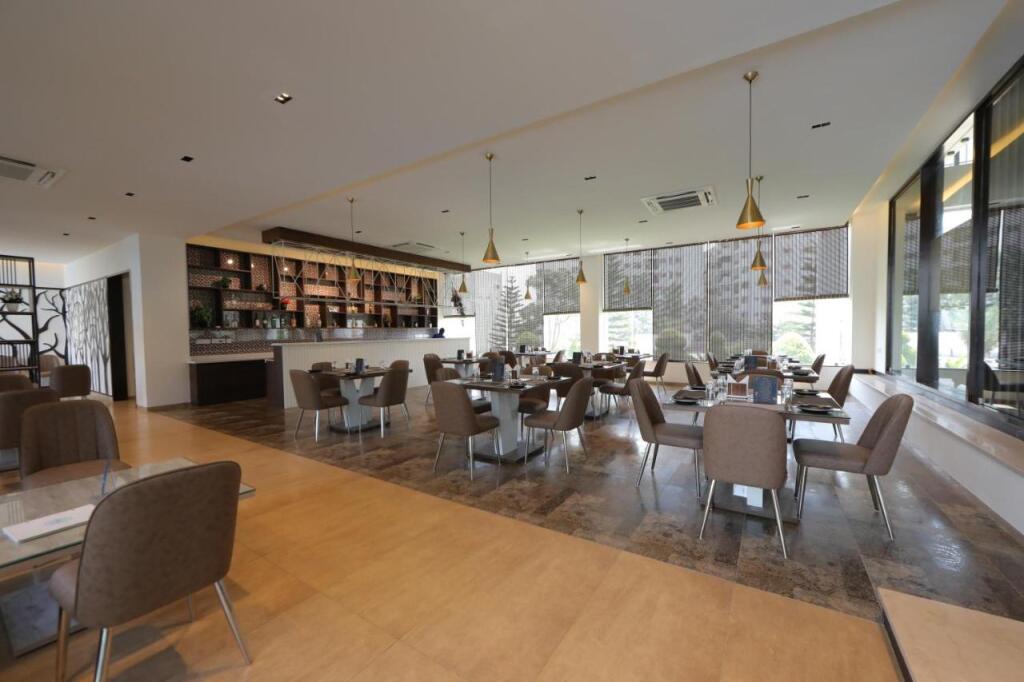 Бангалор: VRR Astoria Resort by Welcome Inn Hospitality