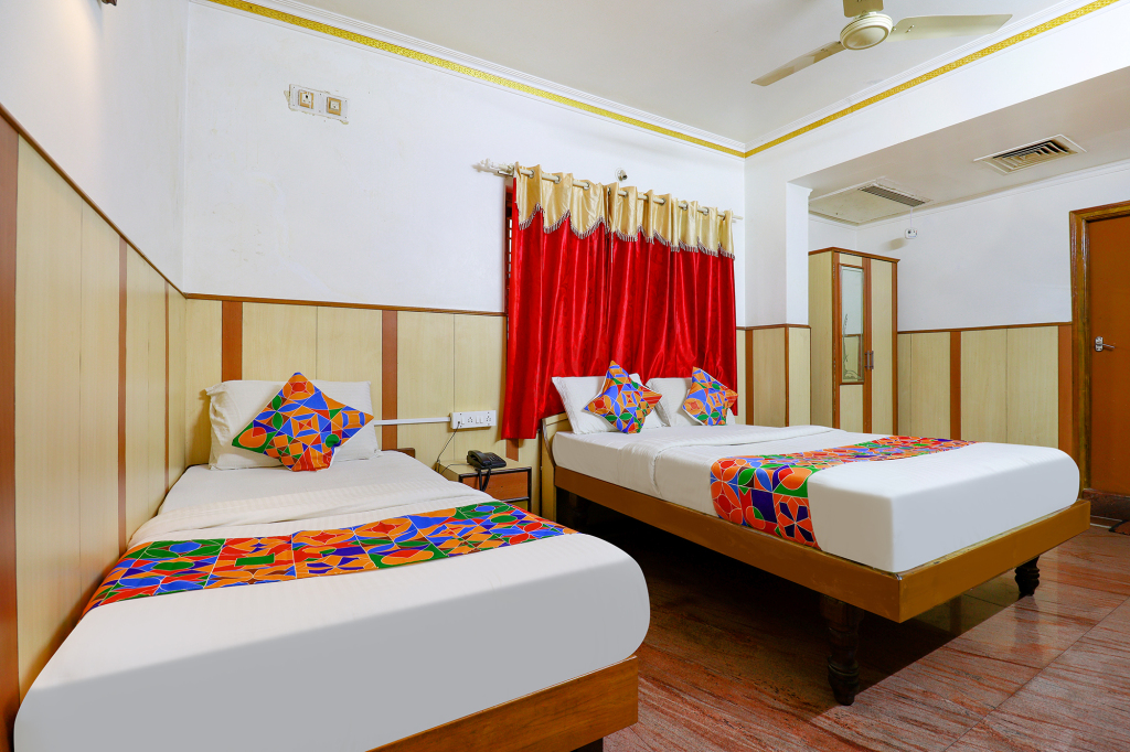 Бангалор: FabHotel Shivaals Residency