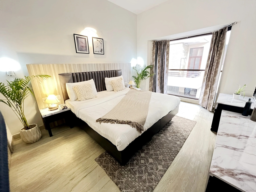 Гуруграм: 1 BHK Serviced Apartment in Gurgaon by Bedchambers
