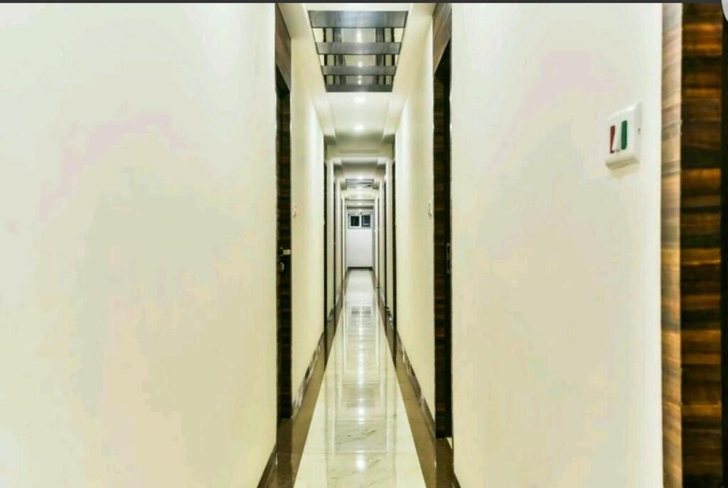 Мумбаи: Hotel Palace Residency near Lokmanya Tilak Terminus