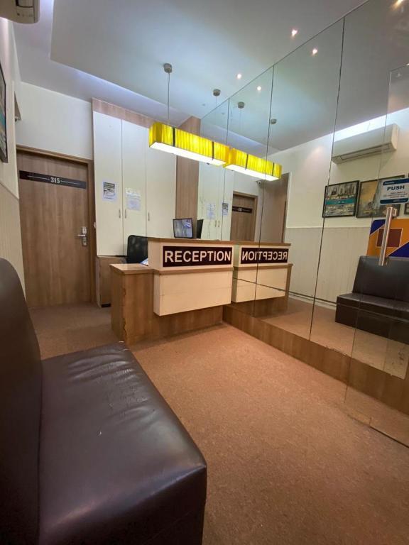 Мумбаи: Hotel Airport Prime -Near Mumbai International Airport Andheri East