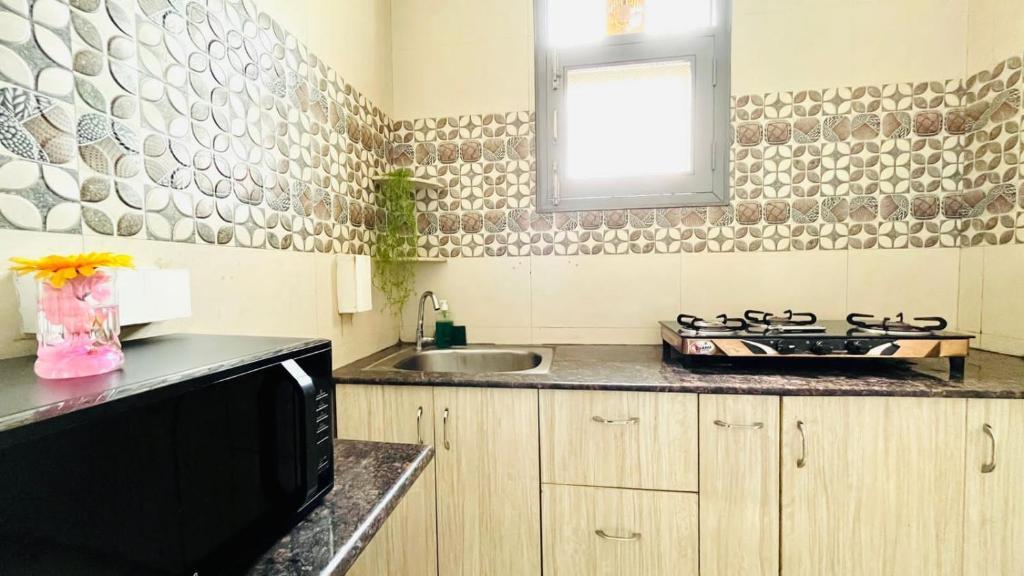 Гуруграм: Bluo Modern 1 Bhk Medanta Medicity