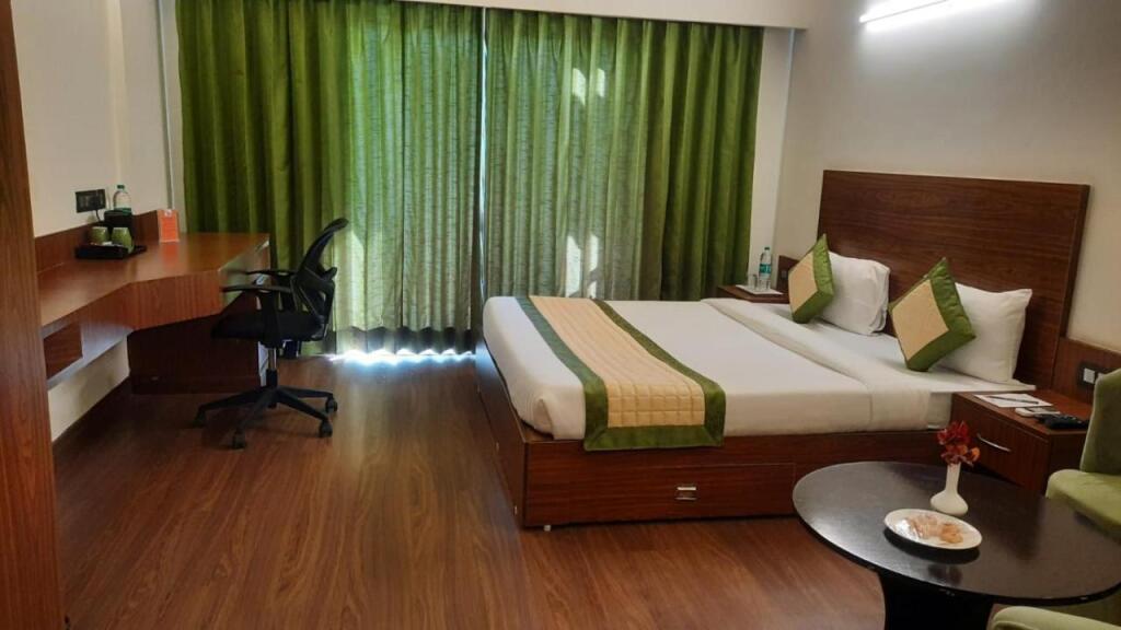 Дехрадун: LivBox Dehradun