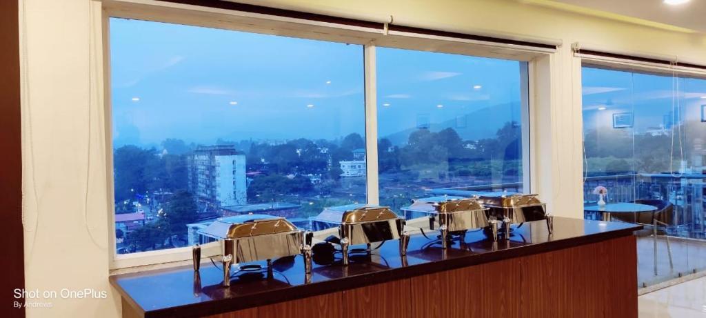 Дехрадун: LivBox Dehradun