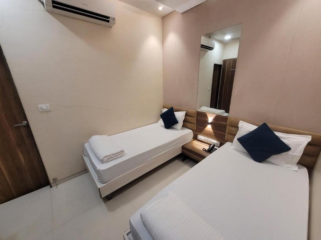 Мумбаи: Hotel Heritage - Near Trade Center, Visa Consulate BKC
