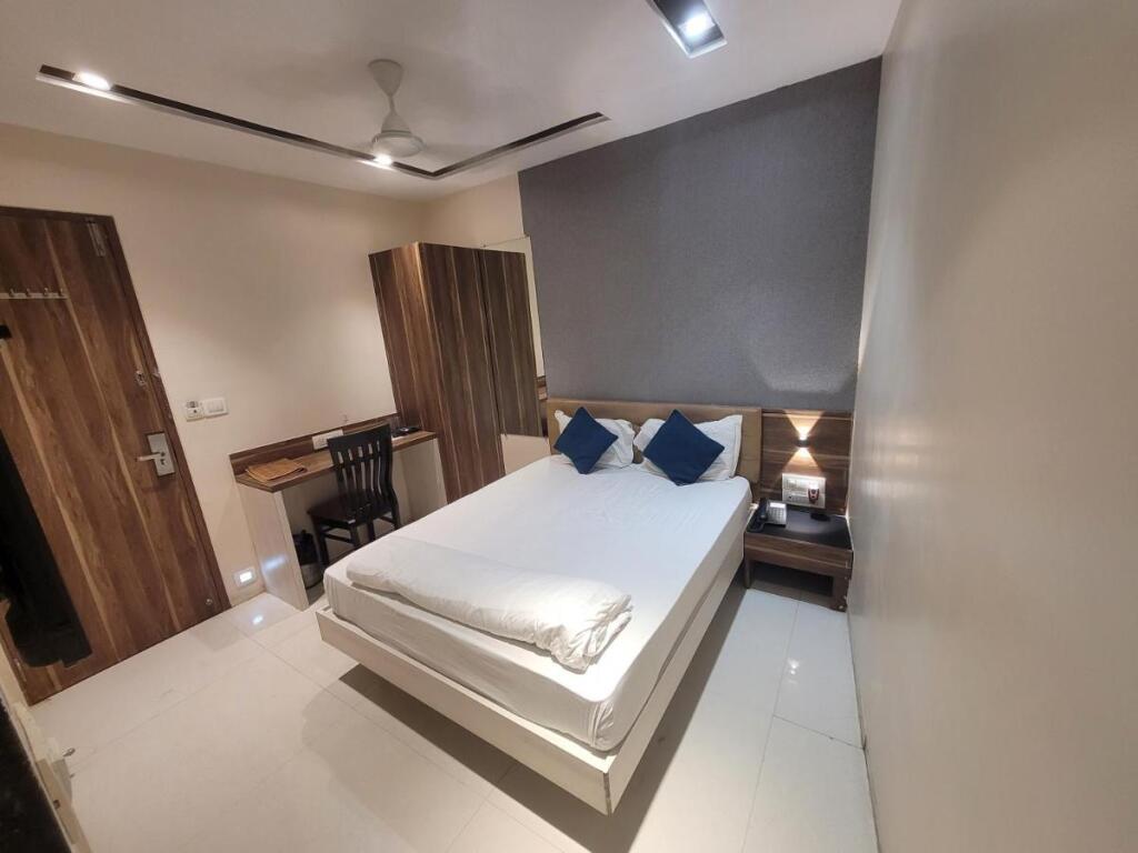 Мумбаи: Hotel Heritage - Near Trade Center, Visa Consulate BKC