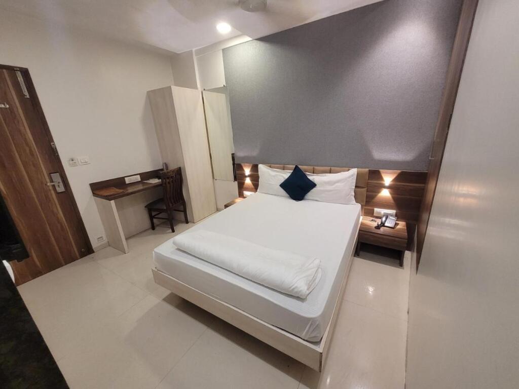 Мумбаи: Hotel Heritage - Near Trade Center, Visa Consulate BKC