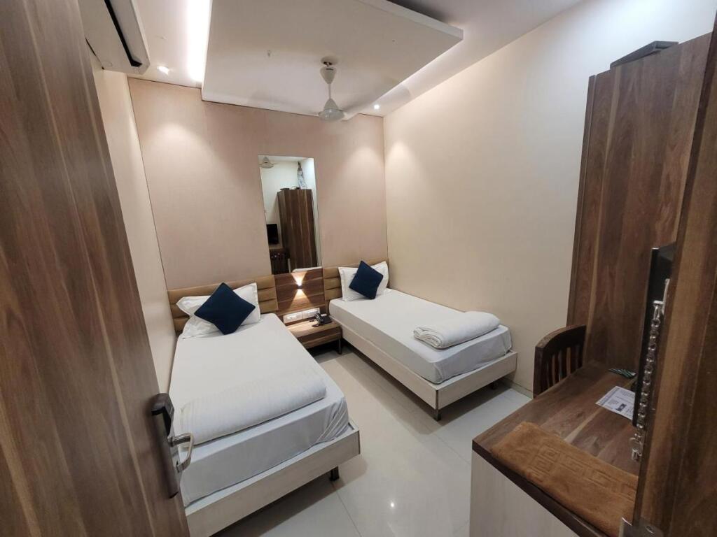Мумбаи: Hotel Heritage - Near Trade Center, Visa Consulate BKC