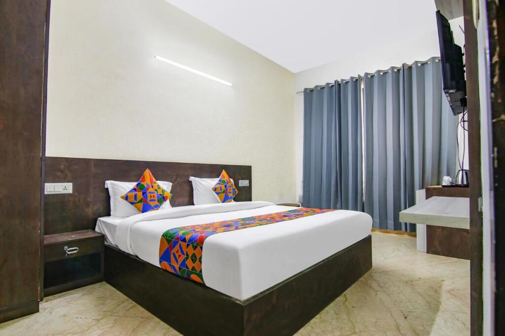 Гуруграм: Fabhotel Water Vibe