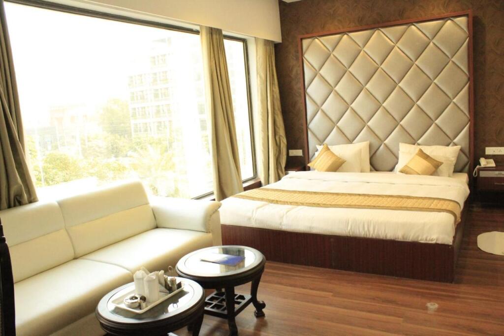 Гуруграм: Corporate Prime Huda City Centre