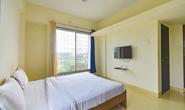 Fab Hotel Golden Leaf — фото 2