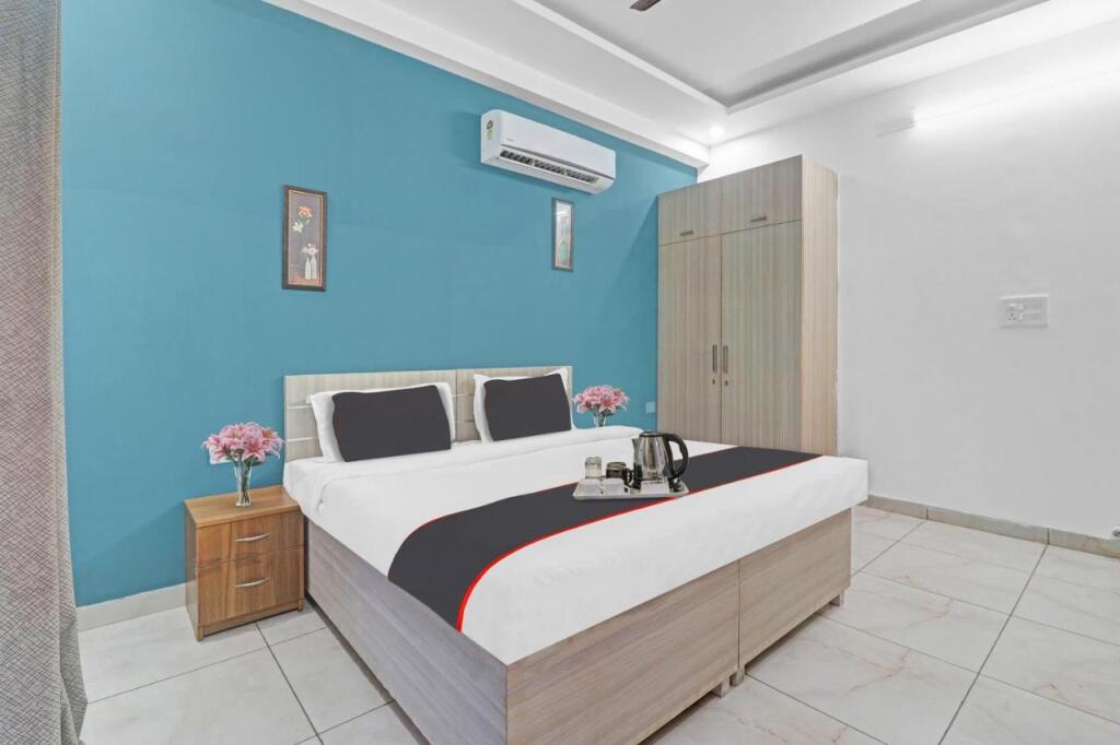 Гуруграм: Majestic Guest House