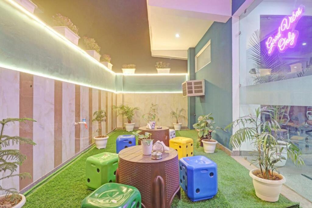 Гуруграм: Majestic Guest House